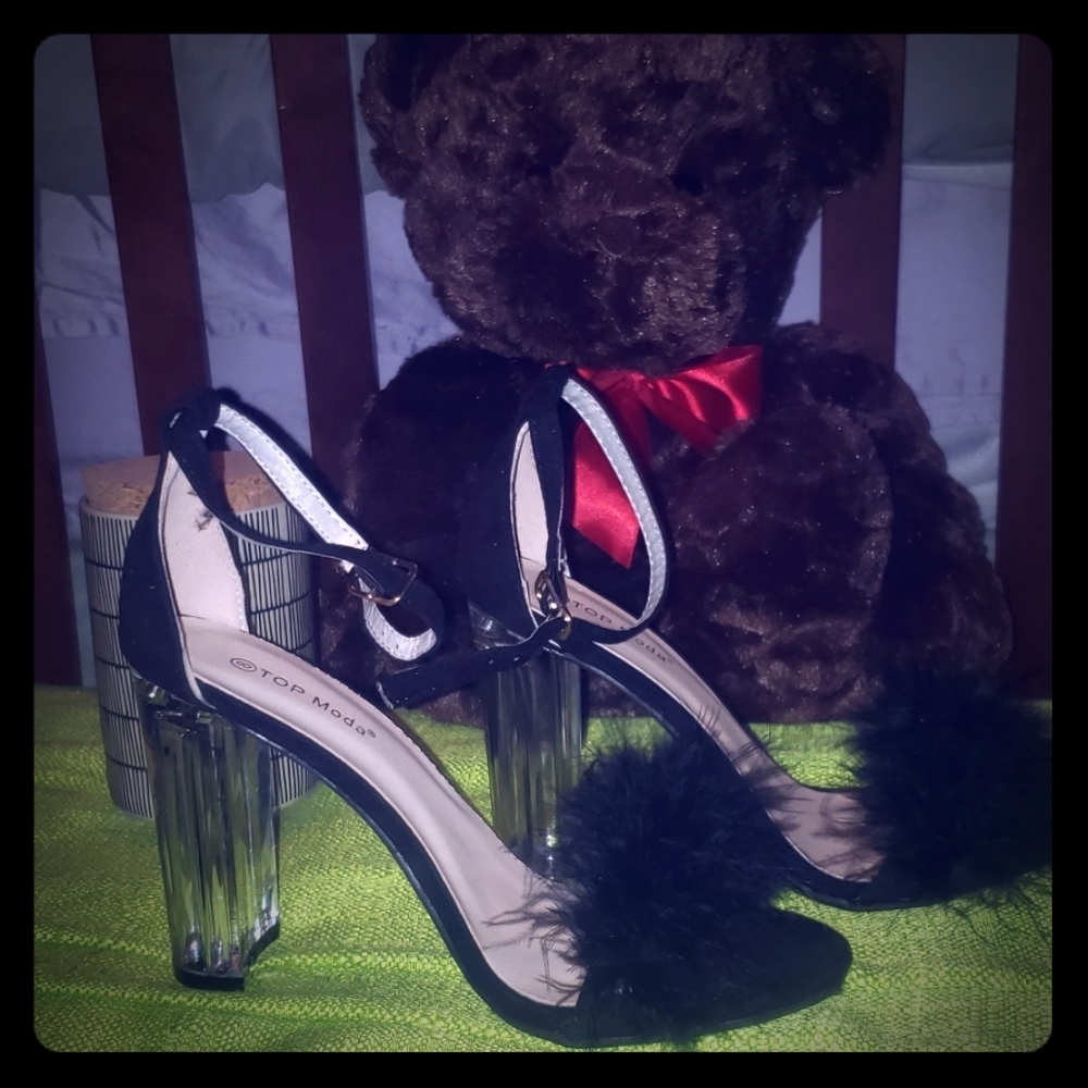 Never worn before sexy heels! From fashion nova!